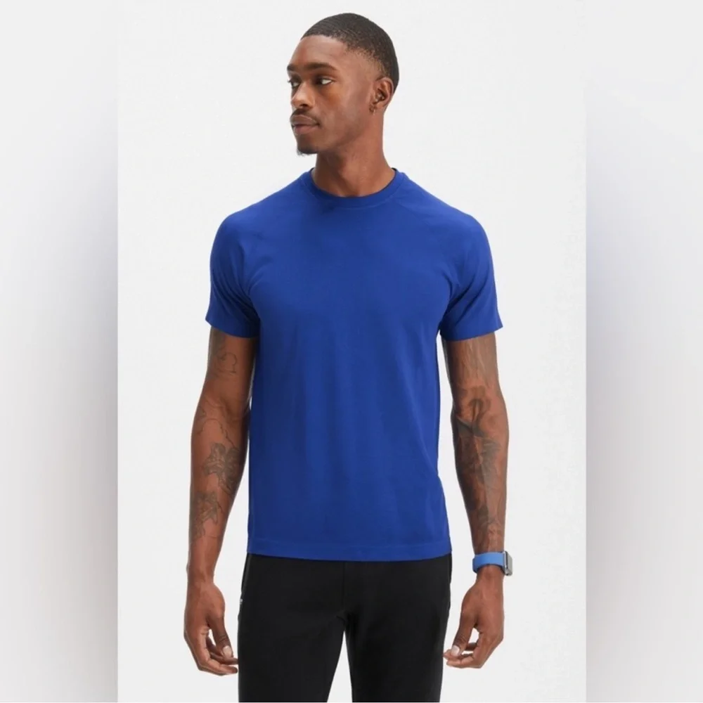 Fabletics The Training Day Tee Carbon Blue Size M NWT